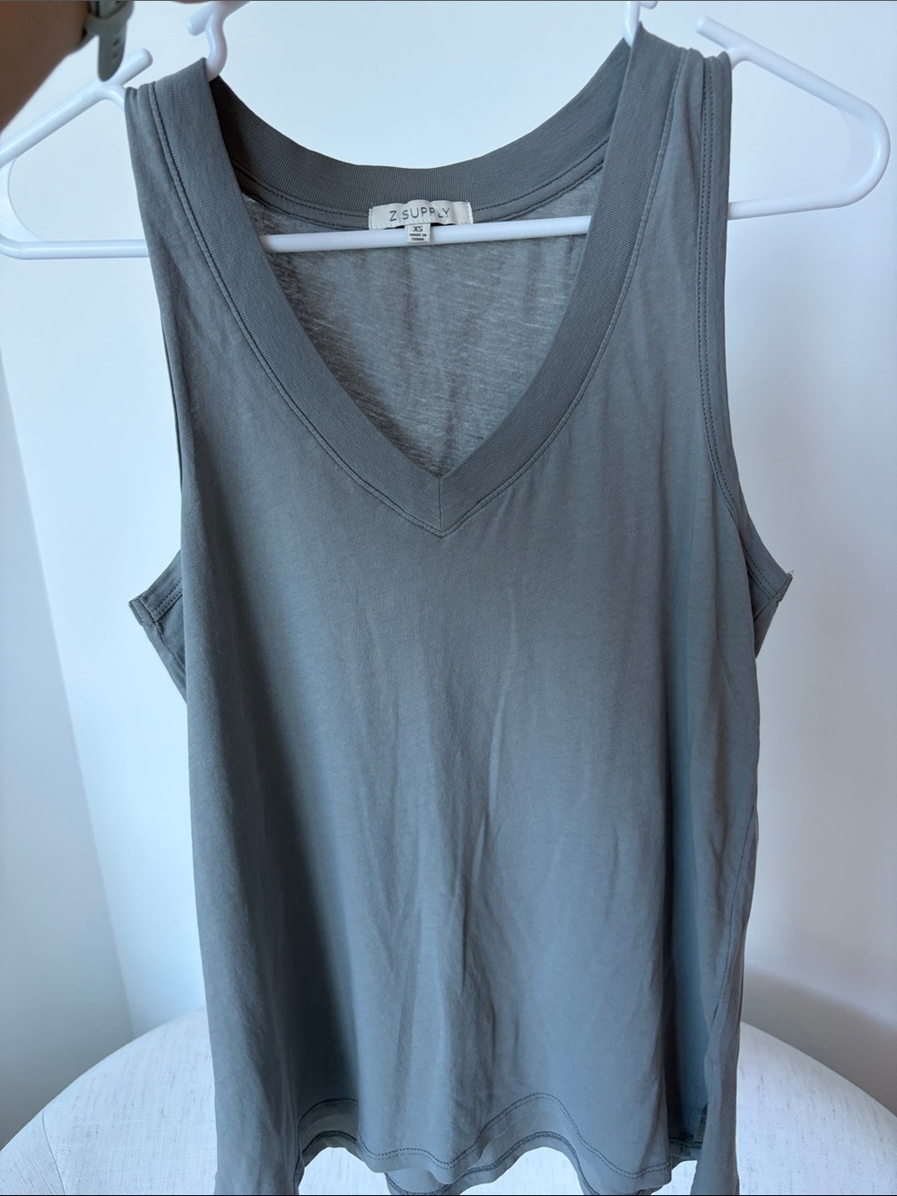 Z Supply Gray V-Neck Tank — Women's Sleeveless Top